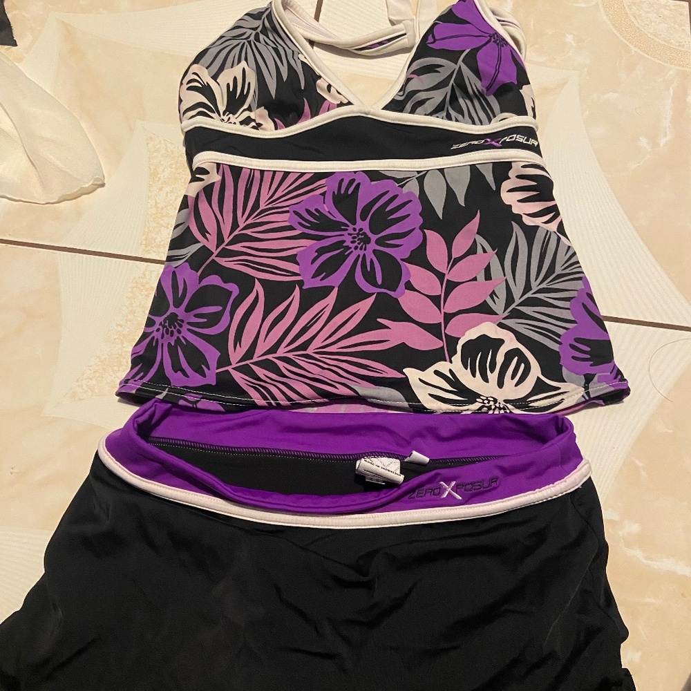 Selling my old swimsuit zeroXposur